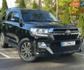 Тойота Ленд Крузер 2019 у Києві на Automoto.ua Чорний Тойота Ленд Крузер, об'ємом двигуна 4.46 л та пробігом 78 тис. км за 55800 $, фото 8 на Automoto.ua