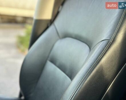 Черный Тойота Ленд Крузер, объемом двигателя 4.46 л и пробегом 95 тыс. км за 57500 $, фото 32 на Automoto.ua