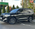 Тойота Ленд Крузер 2019 у Києві на Automoto.ua Чорний Тойота Ленд Крузер, об'ємом двигуна 4.46 л та пробігом 78 тис. км за 55800 $, фото 4 на Automoto.ua