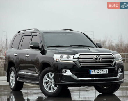 Черный Тойота Ленд Крузер, объемом двигателя 4.61 л и пробегом 67 тыс. км за 62800 $, фото 12 на Automoto.ua