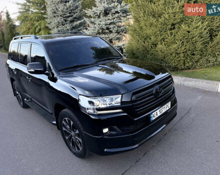 Тойота Ленд Крузер 2020 у Києві на Automoto.ua Чорний Тойота Ленд Крузер, об'ємом двигуна 4.46 л та пробігом 75 тис. км за 67000 $, фото 1 на Automoto.ua