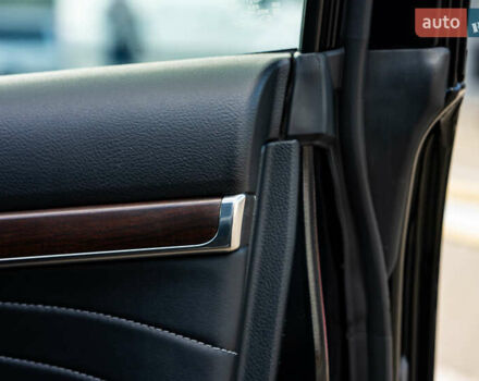 Чорний Тойота Ленд Крузер, об'ємом двигуна 4.46 л та пробігом 46 тис. км за 78000 $, фото 21 на Automoto.ua