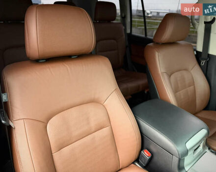 Черный Тойота Ленд Крузер, объемом двигателя 4.61 л и пробегом 67 тыс. км за 62800 $, фото 54 на Automoto.ua