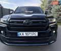 Тойота Ленд Крузер 2020 у Києві на Automoto.ua Чорний Тойота Ленд Крузер, об'ємом двигуна 4.46 л та пробігом 75 тис. км за 67000 $, фото 1 на Automoto.ua