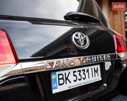 Чорний Тойота Ленд Крузер, об'ємом двигуна 4.5 л та пробігом 82 тис. км за 57900 $, фото 8 на Automoto.ua