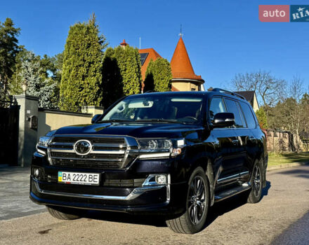 Черный Тойота Ленд Крузер, объемом двигателя 4.46 л и пробегом 58 тыс. км за 73000 $, фото 1 на Automoto.ua