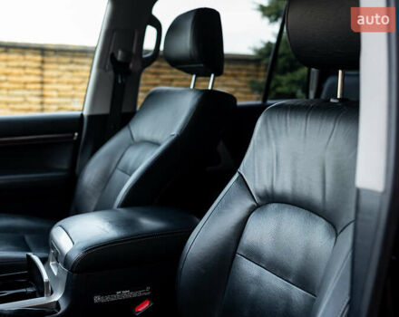 Чорний Тойота Ленд Крузер, об'ємом двигуна 4.5 л та пробігом 82 тис. км за 57900 $, фото 24 на Automoto.ua