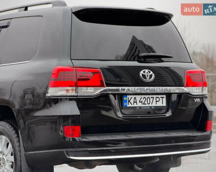 Черный Тойота Ленд Крузер, объемом двигателя 4.61 л и пробегом 67 тыс. км за 62800 $, фото 25 на Automoto.ua