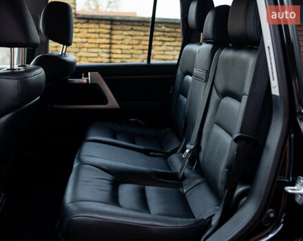 Чорний Тойота Ленд Крузер, об'ємом двигуна 4.5 л та пробігом 82 тис. км за 57900 $, фото 38 на Automoto.ua