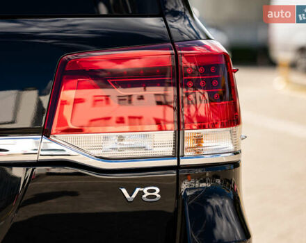 Чорний Тойота Ленд Крузер, об'ємом двигуна 4.46 л та пробігом 46 тис. км за 78000 $, фото 7 на Automoto.ua