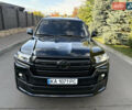 Тойота Ленд Крузер 2020 у Києві на Automoto.ua Чорний Тойота Ленд Крузер, об'ємом двигуна 4.46 л та пробігом 75 тис. км за 67000 $, фото 24 на Automoto.ua