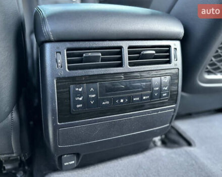 Черный Тойота Ленд Крузер, объемом двигателя 4.46 л и пробегом 133 тыс. км за 69999 $, фото 12 на Automoto.ua