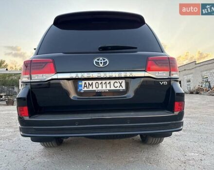 Черный Тойота Ленд Крузер, объемом двигателя 4.46 л и пробегом 133 тыс. км за 69999 $, фото 16 на Automoto.ua