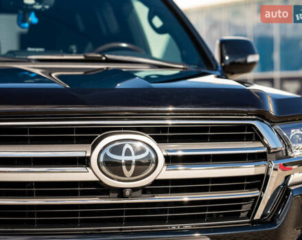 Чорний Тойота Ленд Крузер, об'ємом двигуна 4.46 л та пробігом 46 тис. км за 78000 $, фото 4 на Automoto.ua