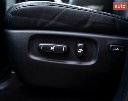 Чорний Тойота Ленд Крузер, об'ємом двигуна 4.5 л та пробігом 82 тис. км за 57900 $, фото 22 на Automoto.ua