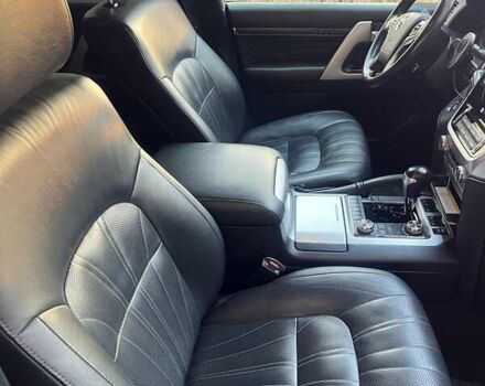 Черный Тойота Ленд Крузер, объемом двигателя 4.46 л и пробегом 120 тыс. км за 69900 $, фото 4 на Automoto.ua