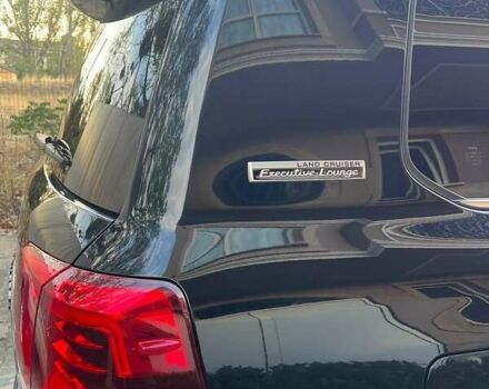 Черный Тойота Ленд Крузер, объемом двигателя 4.46 л и пробегом 120 тыс. км за 69900 $, фото 3 на Automoto.ua