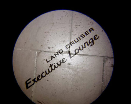 Черный Тойота Ленд Крузер, объемом двигателя 4.46 л и пробегом 58 тыс. км за 73000 $, фото 35 на Automoto.ua