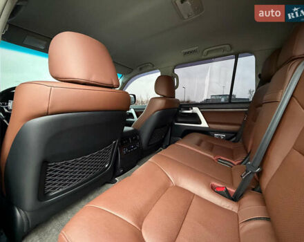 Черный Тойота Ленд Крузер, объемом двигателя 4.61 л и пробегом 67 тыс. км за 62800 $, фото 56 на Automoto.ua