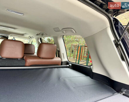 Черный Тойота Ленд Крузер, объемом двигателя 4.46 л и пробегом 58 тыс. км за 73000 $, фото 13 на Automoto.ua