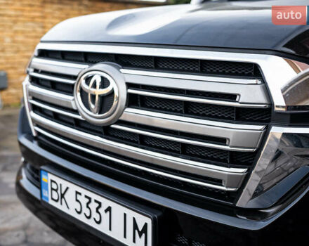 Чорний Тойота Ленд Крузер, об'ємом двигуна 4.5 л та пробігом 82 тис. км за 57900 $, фото 14 на Automoto.ua