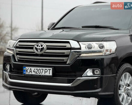 Черный Тойота Ленд Крузер, объемом двигателя 4.61 л и пробегом 67 тыс. км за 62800 $, фото 2 на Automoto.ua
