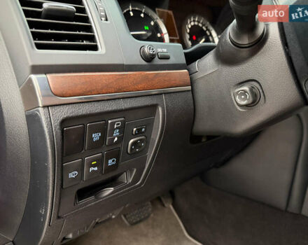 Черный Тойота Ленд Крузер, объемом двигателя 4.61 л и пробегом 67 тыс. км за 62800 $, фото 49 на Automoto.ua