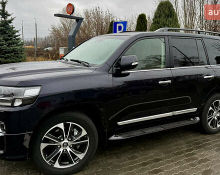 Черный Тойота Ленд Крузер, объемом двигателя 4.46 л и пробегом 58 тыс. км за 73000 $, фото 7 на Automoto.ua