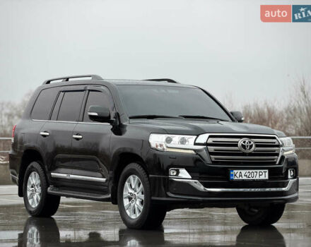 Черный Тойота Ленд Крузер, объемом двигателя 4.61 л и пробегом 67 тыс. км за 62800 $, фото 8 на Automoto.ua