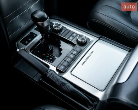 Чорний Тойота Ленд Крузер, об'ємом двигуна 4.5 л та пробігом 82 тис. км за 57900 $, фото 25 на Automoto.ua