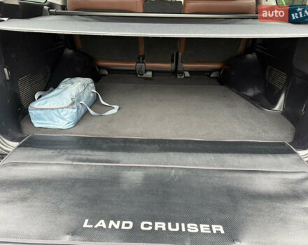 Черный Тойота Ленд Крузер, объемом двигателя 4.46 л и пробегом 58 тыс. км за 73000 $, фото 16 на Automoto.ua