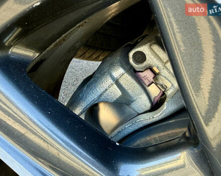 Черный Тойота Ленд Крузер, объемом двигателя 4.46 л и пробегом 58 тыс. км за 73000 $, фото 28 на Automoto.ua