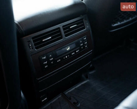 Чорний Тойота Ленд Крузер, об'ємом двигуна 4.5 л та пробігом 82 тис. км за 57900 $, фото 40 на Automoto.ua