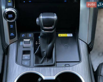 Чорний Тойота Ленд Крузер, об'ємом двигуна 3.45 л та пробігом 193 тис. км за 59500 $, фото 40 на Automoto.ua