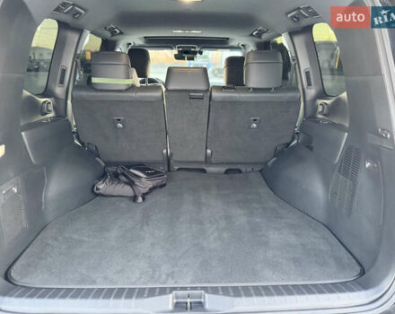 Черный Тойота Ленд Крузер, объемом двигателя 3.45 л и пробегом 79 тыс. км за 78888 $, фото 27 на Automoto.ua