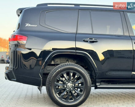 Черный Тойота Ленд Крузер, объемом двигателя 3.45 л и пробегом 79 тыс. км за 78888 $, фото 8 на Automoto.ua