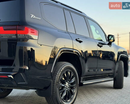 Черный Тойота Ленд Крузер, объемом двигателя 3.45 л и пробегом 79 тыс. км за 78888 $, фото 10 на Automoto.ua