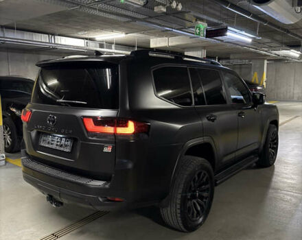 Черный Тойота Ленд Крузер, объемом двигателя 3.5 л и пробегом 57 тыс. км за 75000 $, фото 6 на Automoto.ua