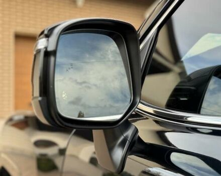 Черный Тойота Ленд Крузер, объемом двигателя 3.3 л и пробегом 60 тыс. км за 74999 $, фото 22 на Automoto.ua