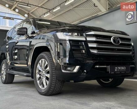 Черный Тойота Ленд Крузер, объемом двигателя 3.35 л и пробегом 1 тыс. км за 180000 $, фото 26 на Automoto.ua