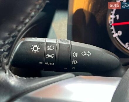 Черный Тойота Ленд Крузер, объемом двигателя 3.3 л и пробегом 202 тыс. км за 73000 $, фото 39 на Automoto.ua