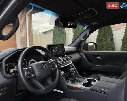 Черный Тойота Ленд Крузер, объемом двигателя 3.3 л и пробегом 60 тыс. км за 74999 $, фото 10 на Automoto.ua