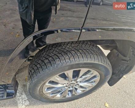 Черный Тойота Ленд Крузер, объемом двигателя 3.35 л и пробегом 102 тыс. км за 76000 $, фото 7 на Automoto.ua