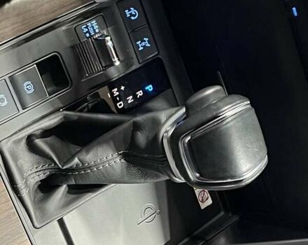 Черный Тойота Ленд Крузер, объемом двигателя 3.3 л и пробегом 202 тыс. км за 73000 $, фото 17 на Automoto.ua