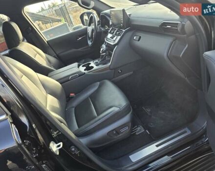 Чорний Тойота Ленд Крузер, об'ємом двигуна 3.3 л та пробігом 97 тис. км за 81651 $, фото 24 на Automoto.ua