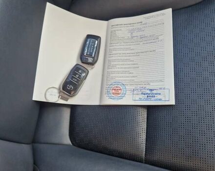 Черный Тойота Ленд Крузер, объемом двигателя 3.35 л и пробегом 102 тыс. км за 76000 $, фото 19 на Automoto.ua