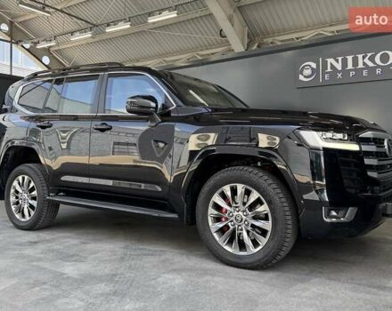 Черный Тойота Ленд Крузер, объемом двигателя 3.35 л и пробегом 1 тыс. км за 180000 $, фото 21 на Automoto.ua