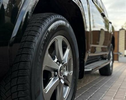 Черный Тойота Ленд Крузер, объемом двигателя 3.3 л и пробегом 60 тыс. км за 74999 $, фото 27 на Automoto.ua