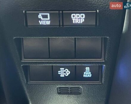 Черный Тойота Ленд Крузер, объемом двигателя 3.3 л и пробегом 202 тыс. км за 73000 $, фото 25 на Automoto.ua