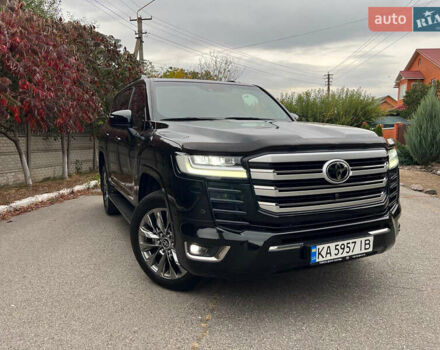 Черный Тойота Ленд Крузер, объемом двигателя 3.5 л и пробегом 90 тыс. км за 70000 $, фото 1 на Automoto.ua